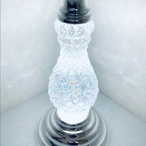 NEW - BATH & BODY WORKS Swirling Illuminating Light-Up Candle Holder